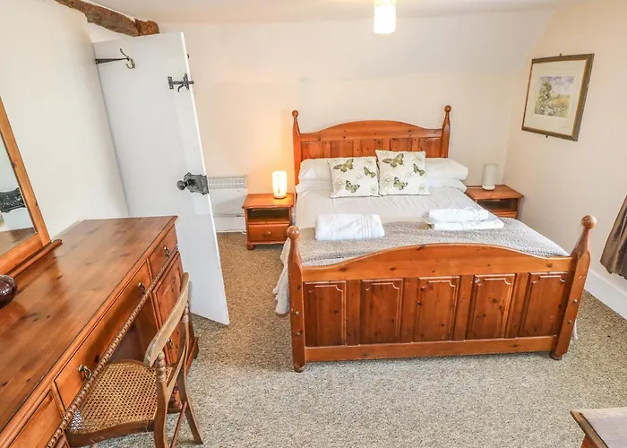 Hill Farm Cottage